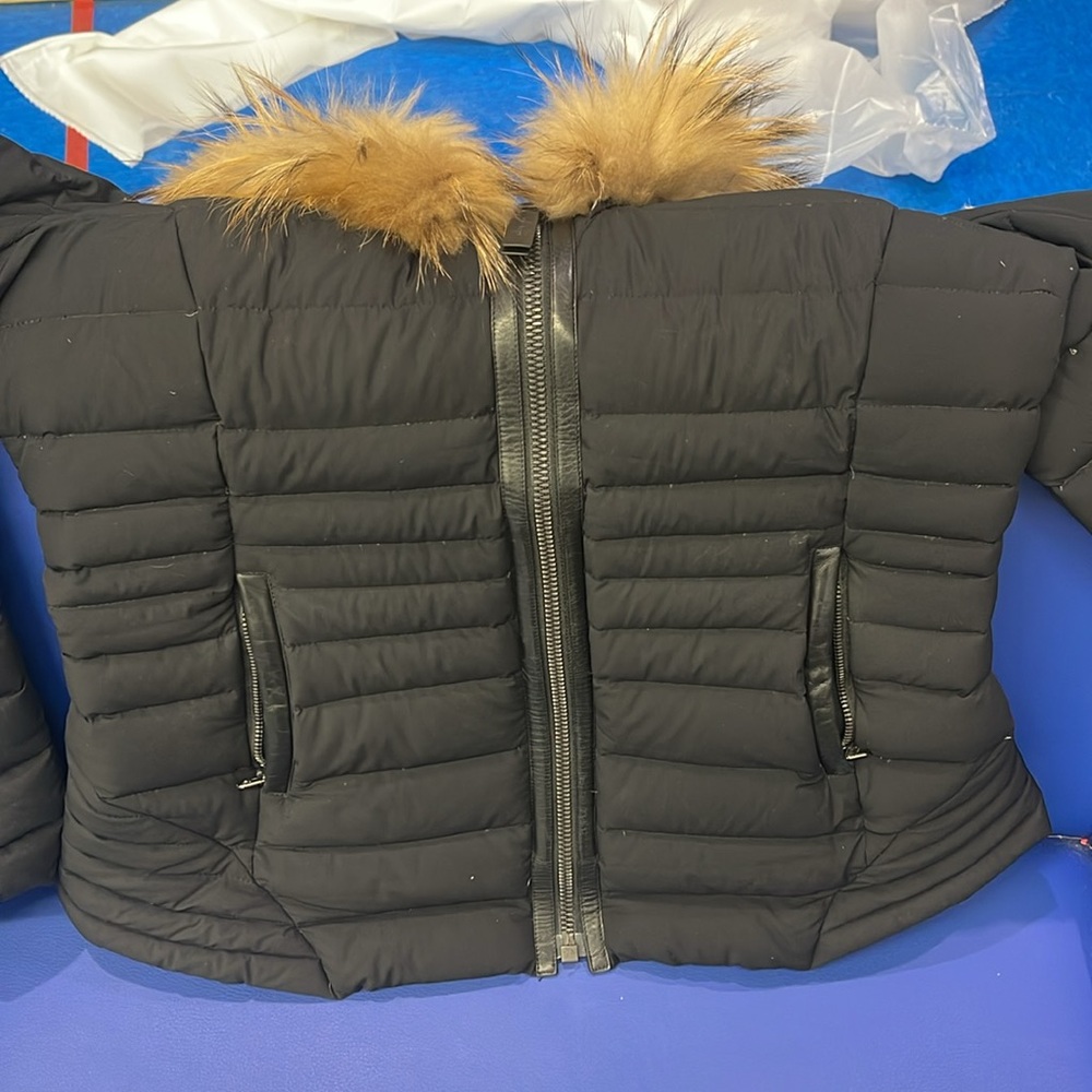 Mackage women’s jacket size Large. - Picture 3 of 7